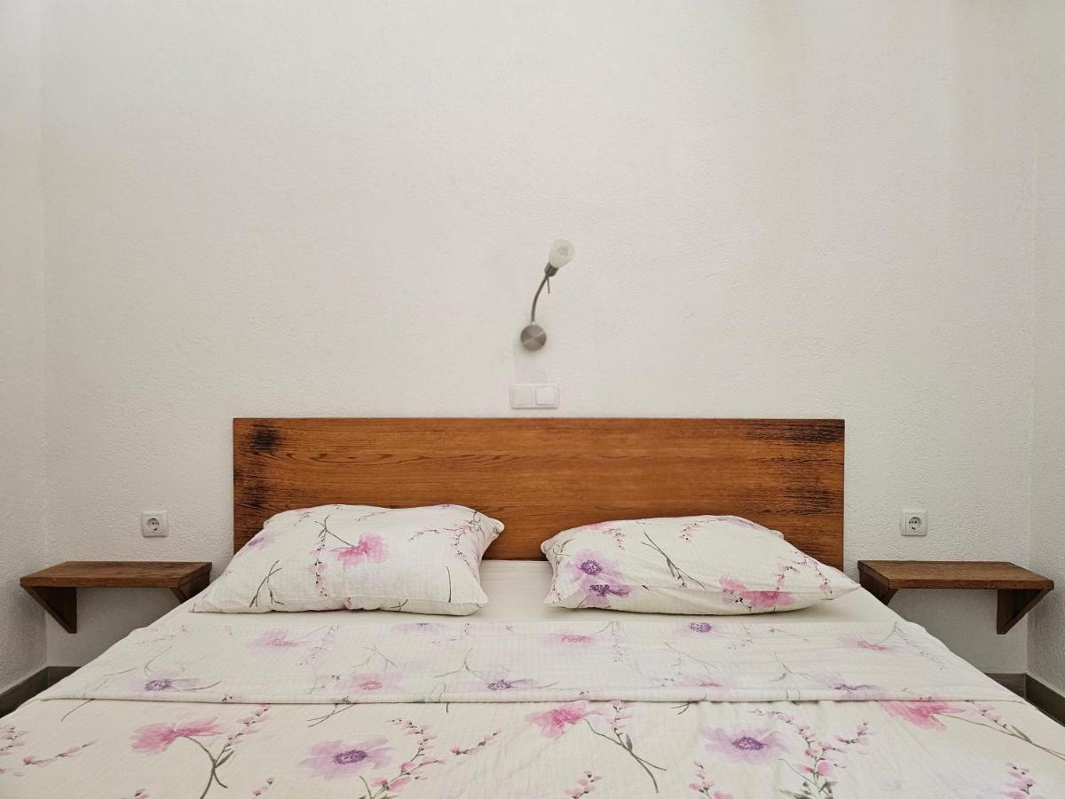 Holiday Homes Sintija Kampor Kültér fotó